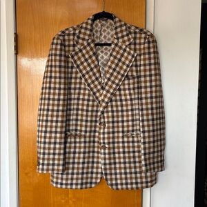 Chic Checkered Blazer in Brown and White